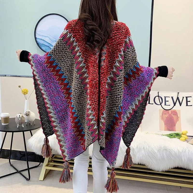 2023 Trendy Wholesale Travel Beachwear Outfits Tassels Bohemian Warm Knitted Beach Towels Ethnic Scarves & Shawls