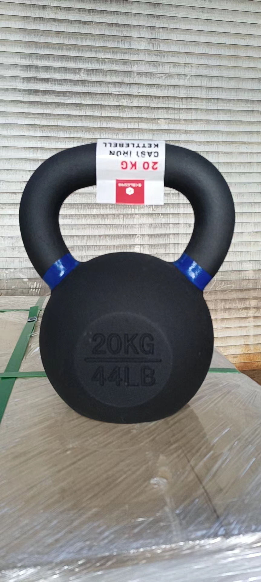 Wholesale exercise equipment Gym Fitness cast iron kettlebell