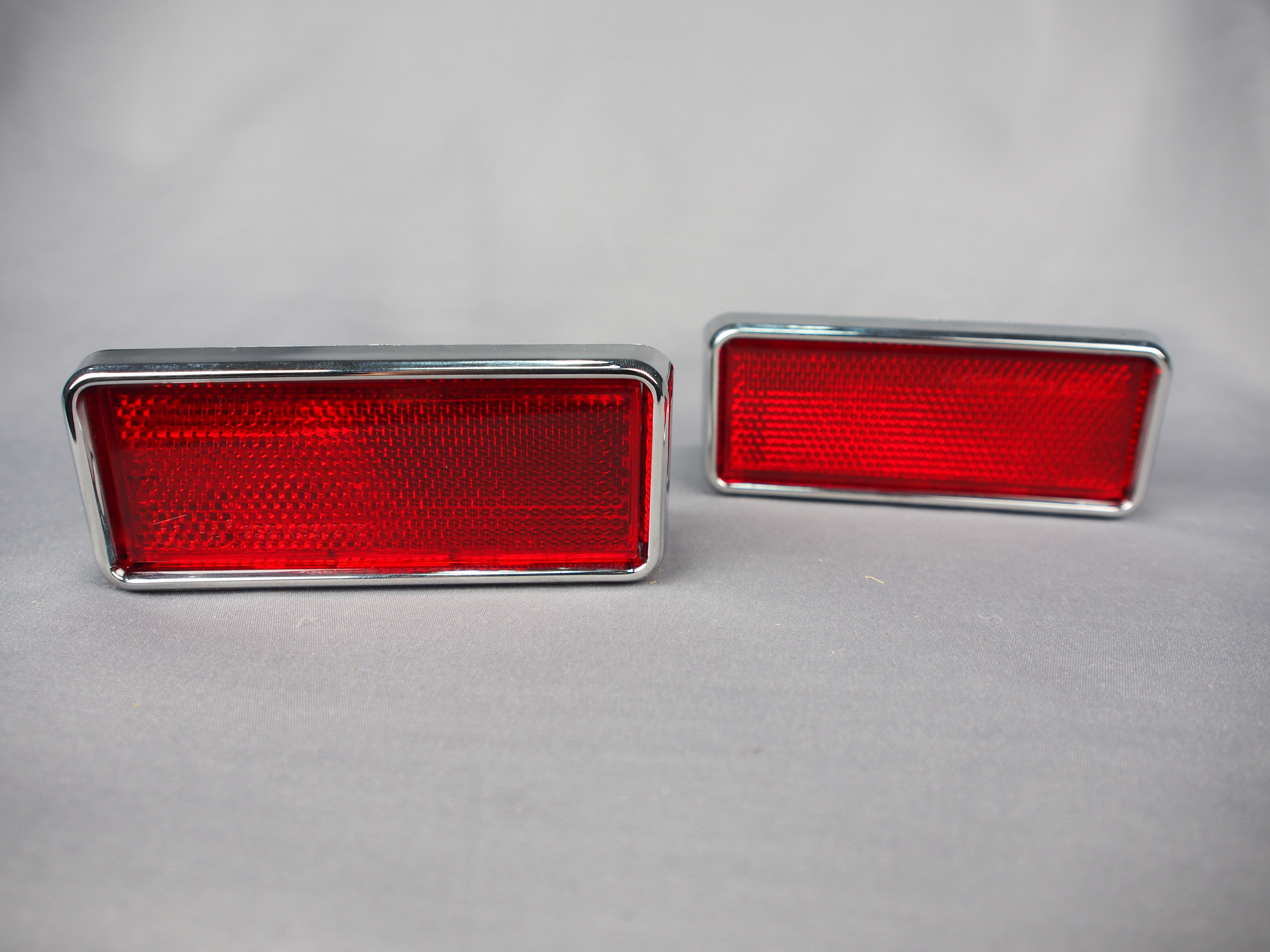 Red rear bumper mini led lamp reflector for the popular top class car