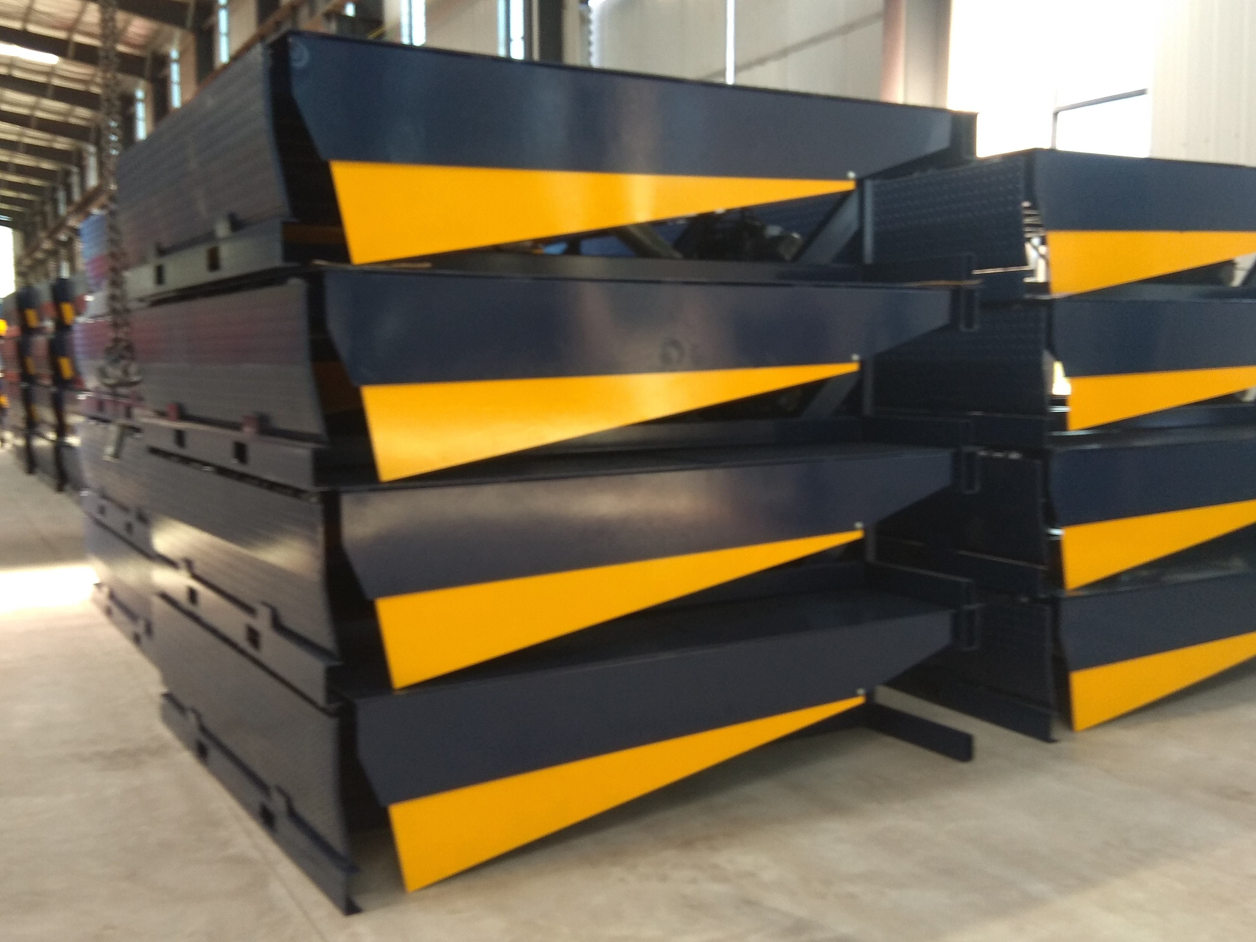 container load unloading ramps truck yard dock leveler ramp