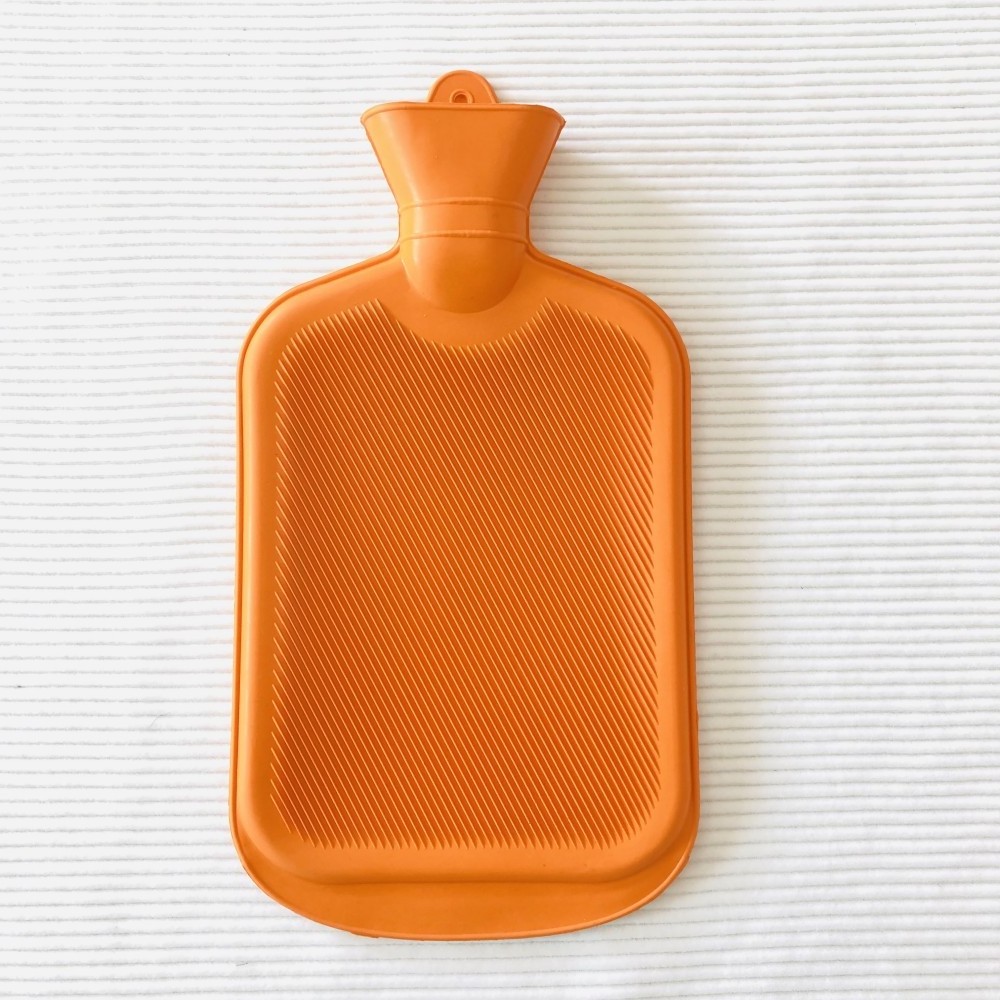 2000ml Factory direct manufacture natural rubber hot water bottle for pain relief