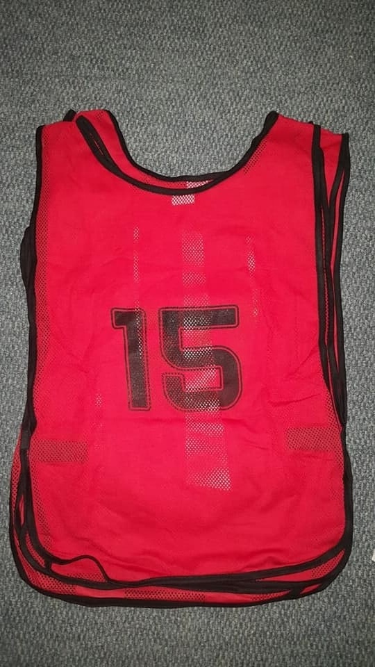 Fast Delivery Ready To Ship High Quality Basketball Soccer Vests Training Mesh Bibs Sports Training Vest