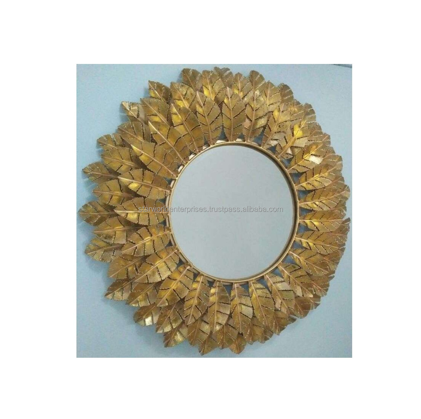 Gold platted iron Quality Metal Crafts Gold Finished Wall Mirror for Bathroom Hotel and Washroom Wall Decoration from India