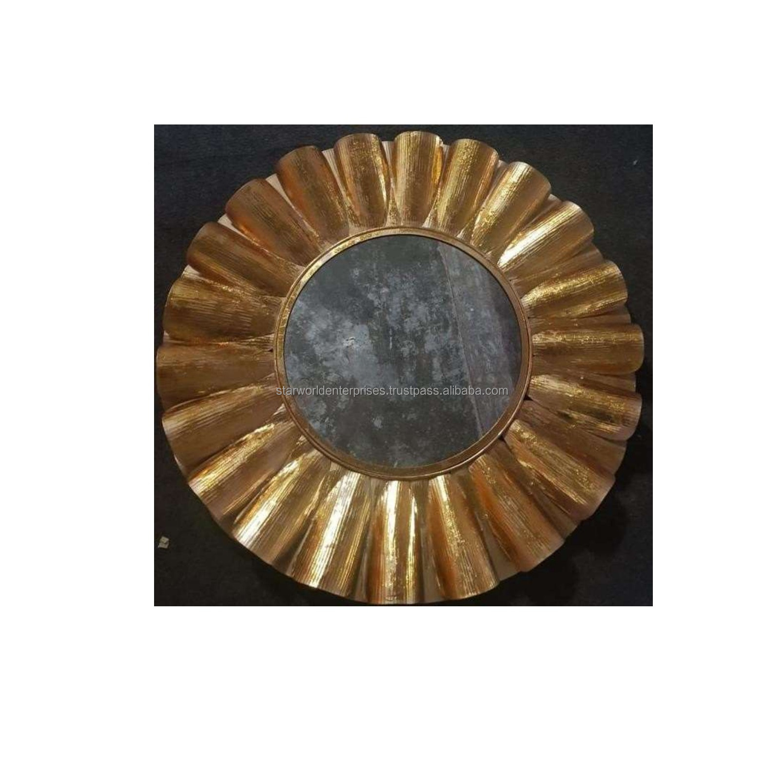 Gold platted iron Quality Metal Crafts Gold Finished Wall Mirror for Bathroom Hotel and Washroom Wall Decoration from India