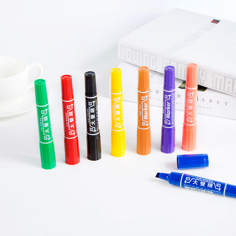 Hot Sale Classic Design Non-removable Permanent Waterproof Marker Pen Posca Markers Set