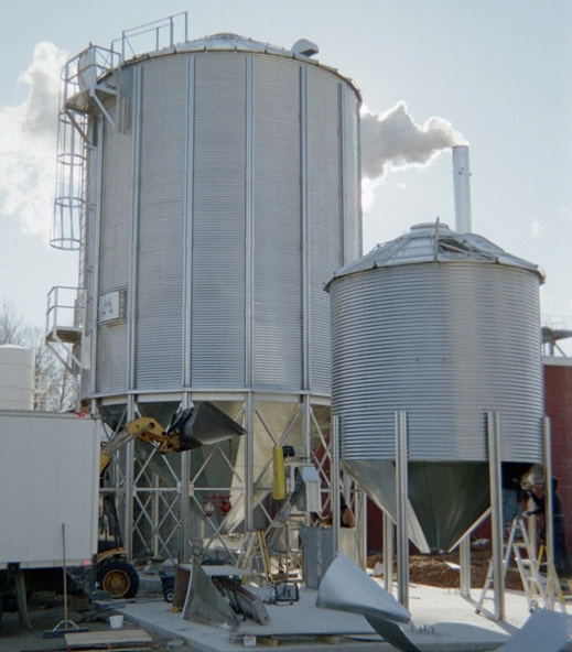 China #1 Small Grain Silos 2 tons - 200 tons mini silo storage grain /corn/paddy aluminium silo Cheap Price For Sale