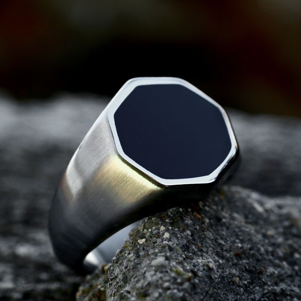 SS8-877R Minimalistic Jewelry Wholesales Fashion Geometric Men Stainless Steel Signet Ring Black Resin Ring