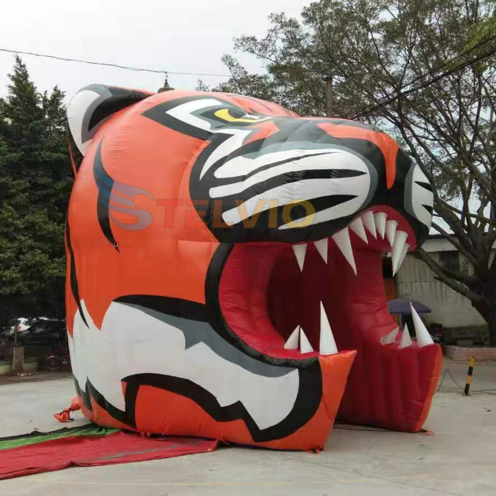 Giant inflatable tiger head mascot football tunnel custom animal sports entrance gate for event