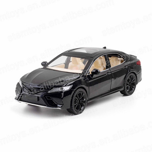 Hot sell 1:24 Camry Casting Alloy Car Model mini car Metal pull-back car model with light and sound children