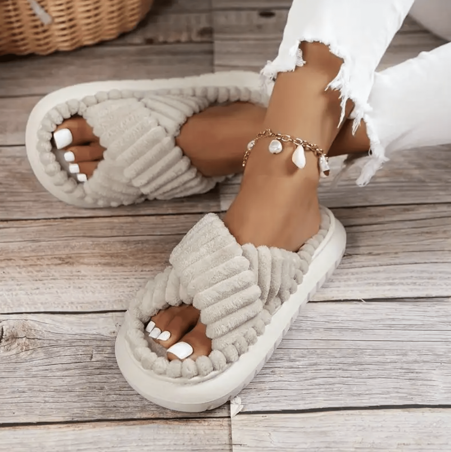 New Soft Wholesale EVA Comfortable Sexy Thick Bottom Open Toe Cross Straps Thick Sole Cotton Home Slippers