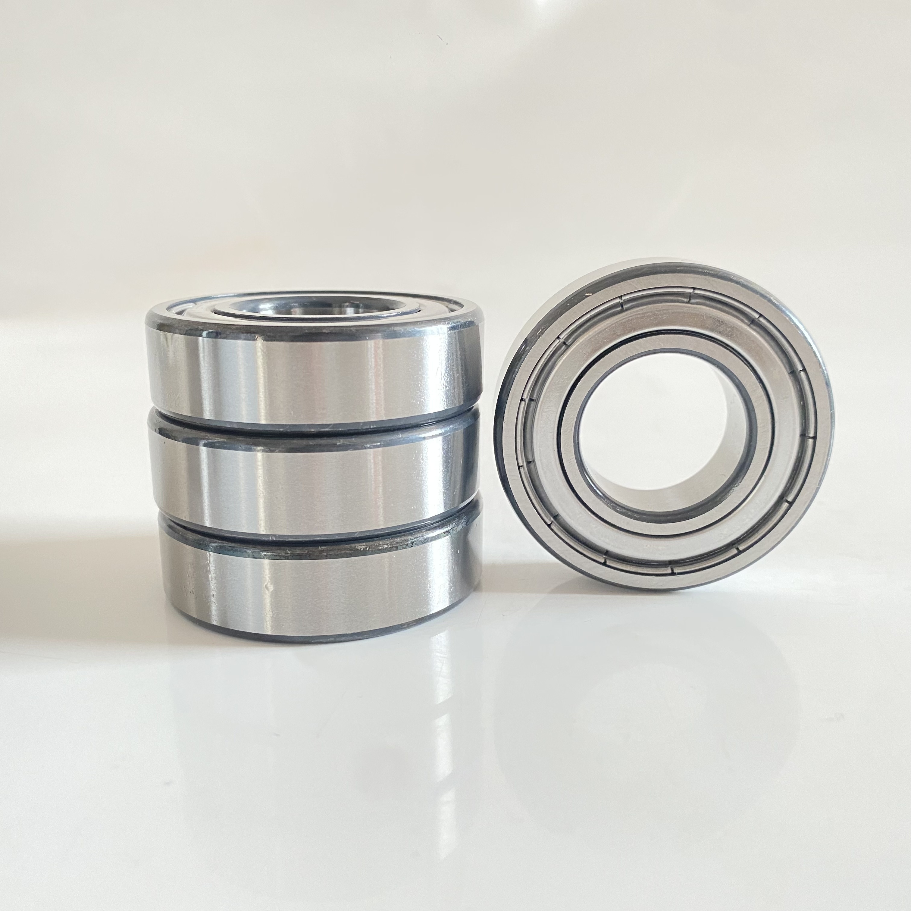 Made in China bearins 6204 6205 6205 6305 ZZ 2rs  high speed bearing steel deep groove ball bearing