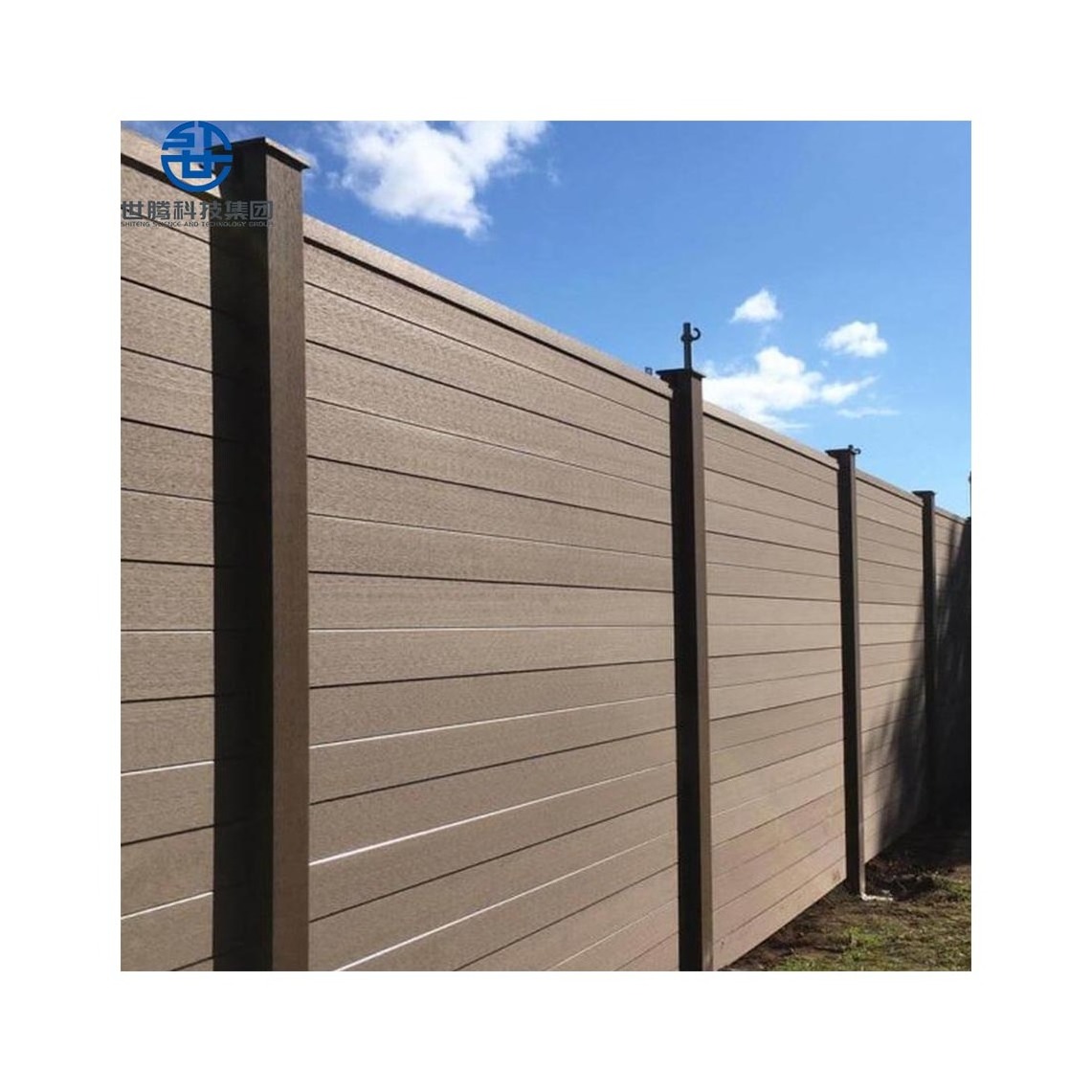 Fence customization Waterproof composite wood plastic modern wpc fence for garden balcony