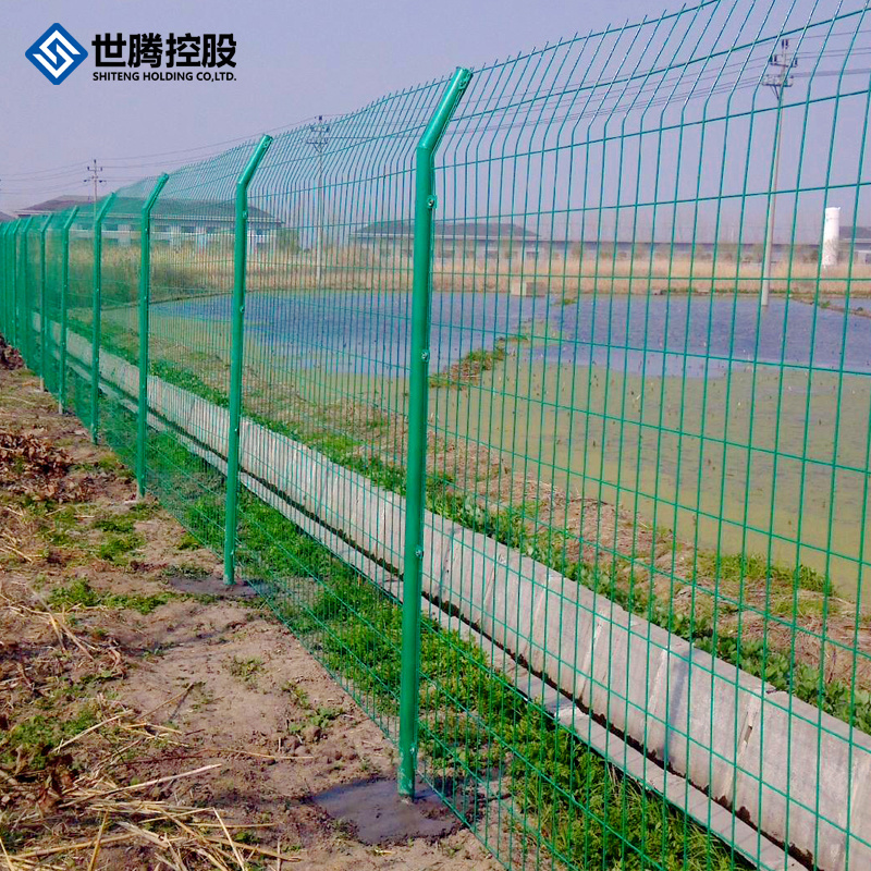 Steel mesh fence factory wire mesh fence board anti climbing isolation net