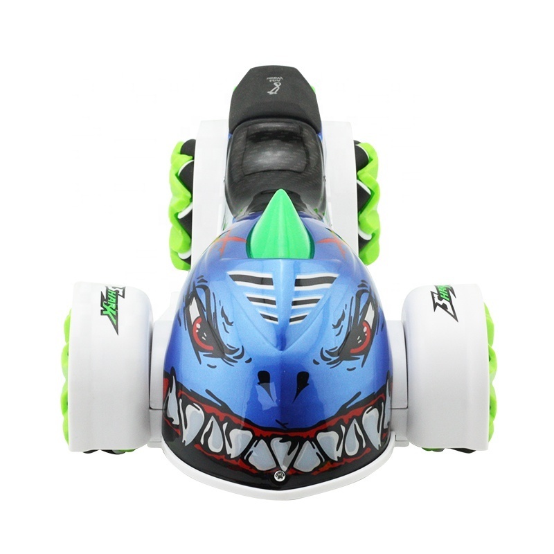 1:14 Scale Monster Shark Remote Control Car 2.4G 4WD RC Drift car 11 Ways Spray RC Car with light music