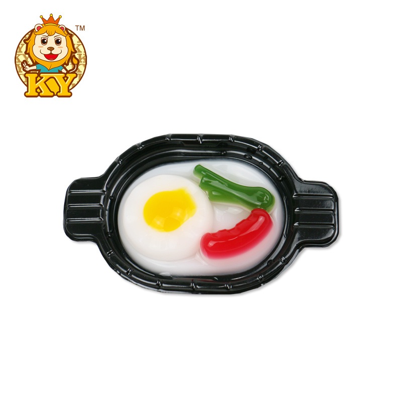 Hot selling candy mixed fruit flavor fried eggs shape soft gummy  jelly  pudding candy sweets  candy toys for kids