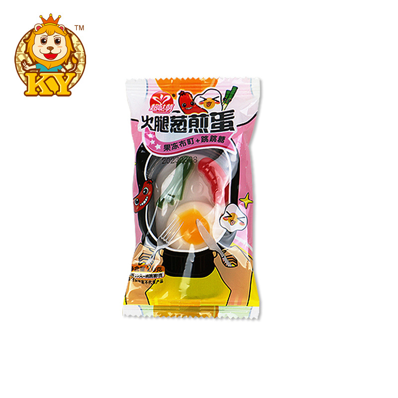 Hot selling candy mixed fruit flavor fried eggs shape soft gummy  jelly  pudding candy sweets  candy toys for kids