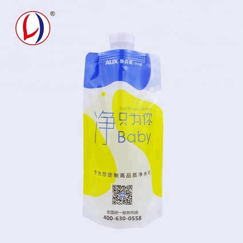 Stand Up Plastic Bottle Shaped Pouch For Water