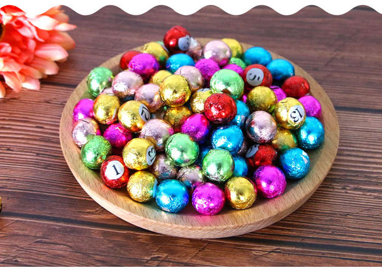 Hot selling bowling ball shape chocolate colorful bulk chocolate children happy childhood memory snacks