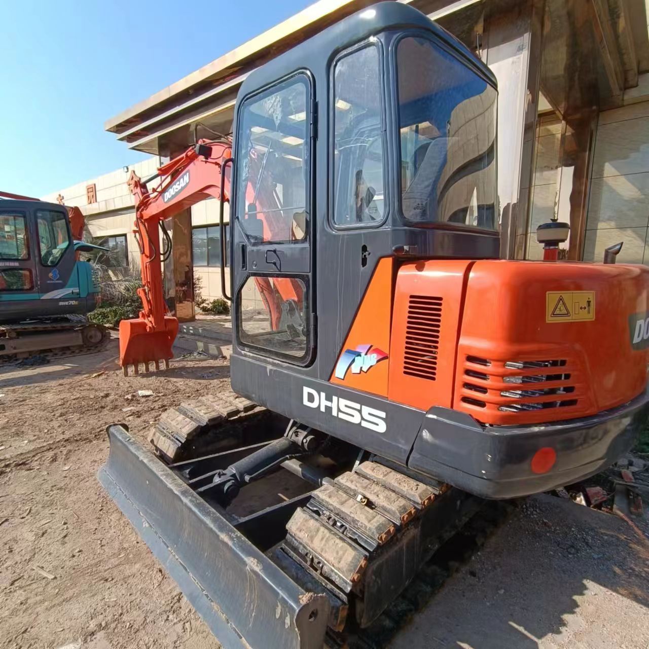 Popular Doosan 55 Second Hand DH55 Digger Mini Used Excavator cheap excavators for sale