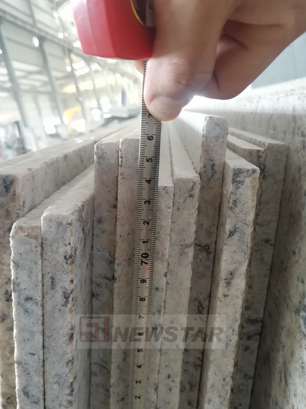 Factory low price golden yellow paver Brazil granite slab polished high quality wholesale granite countertop outdoor flooring