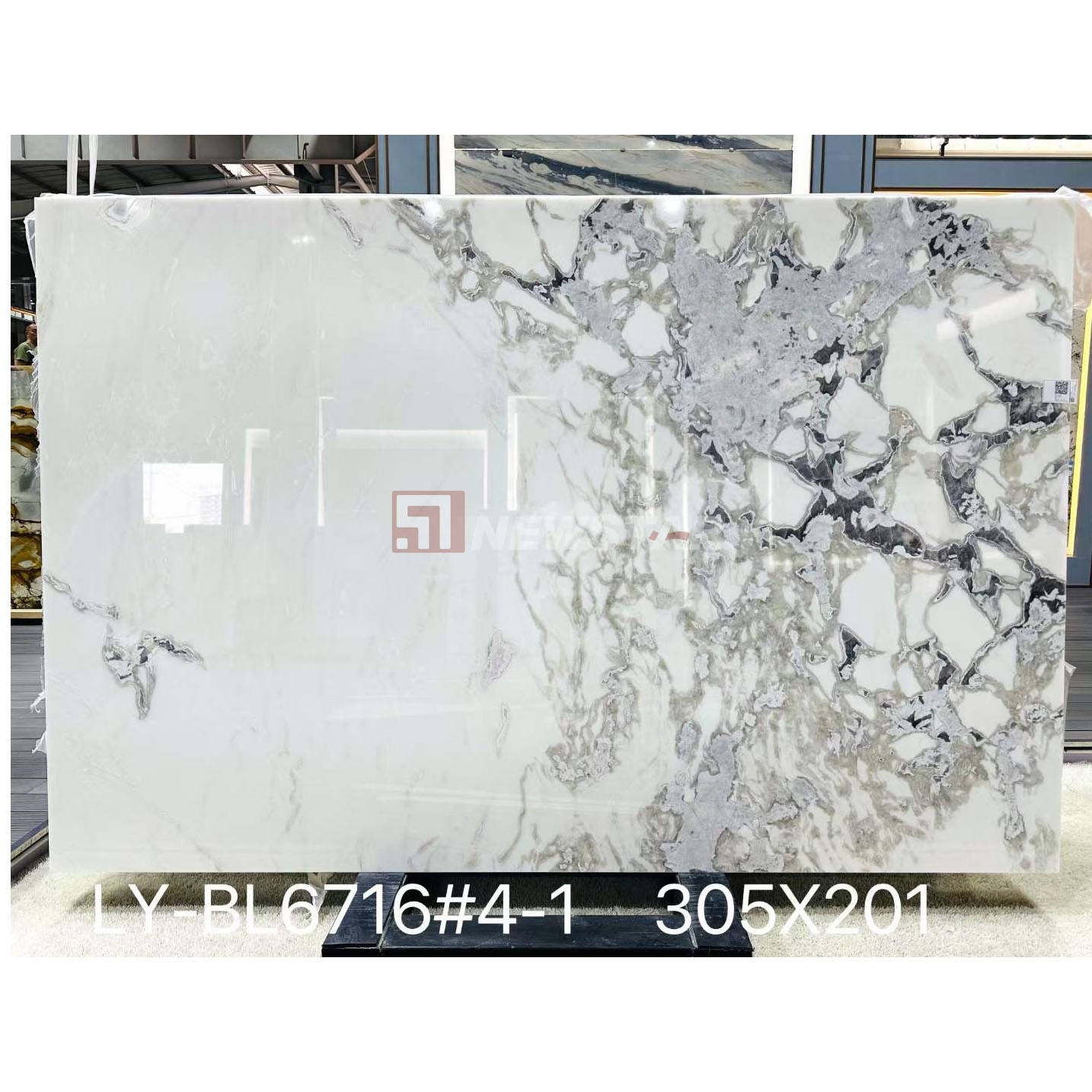 Newstar Factory directly price white onyx stone tiles indoor background TV decoration luxury onyx countertops marble slab