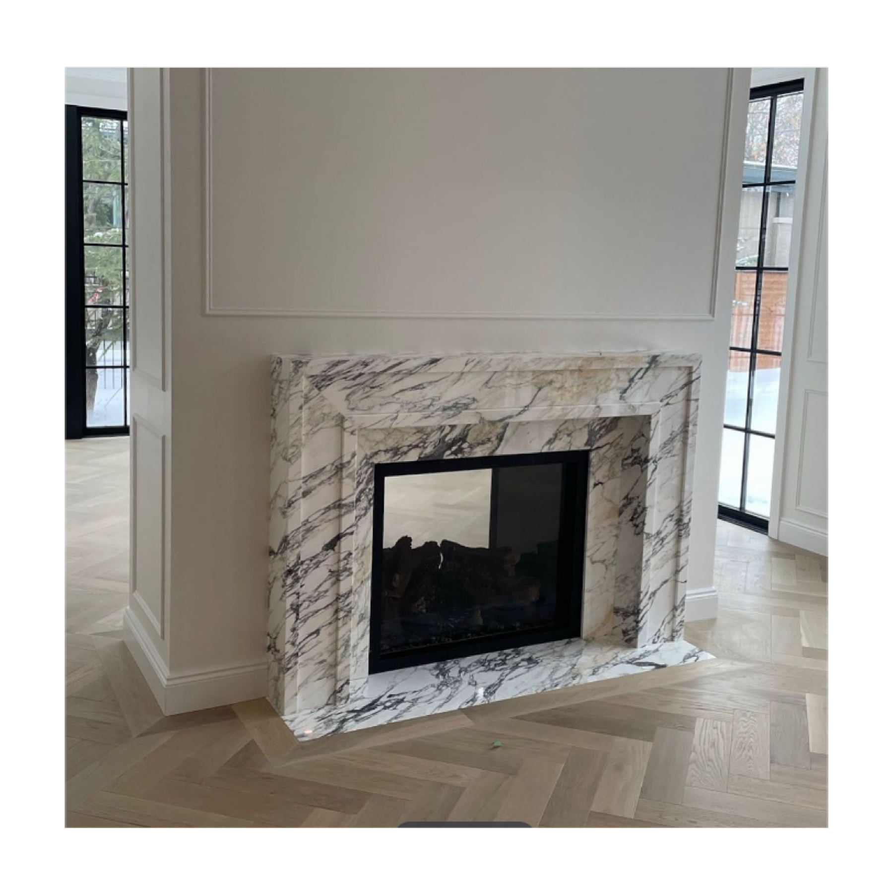 Newstar Modern Indoor Decoration 3D Fireplace Living Room Furniture Stone Fireplace Hand Carved Marble Fireplace