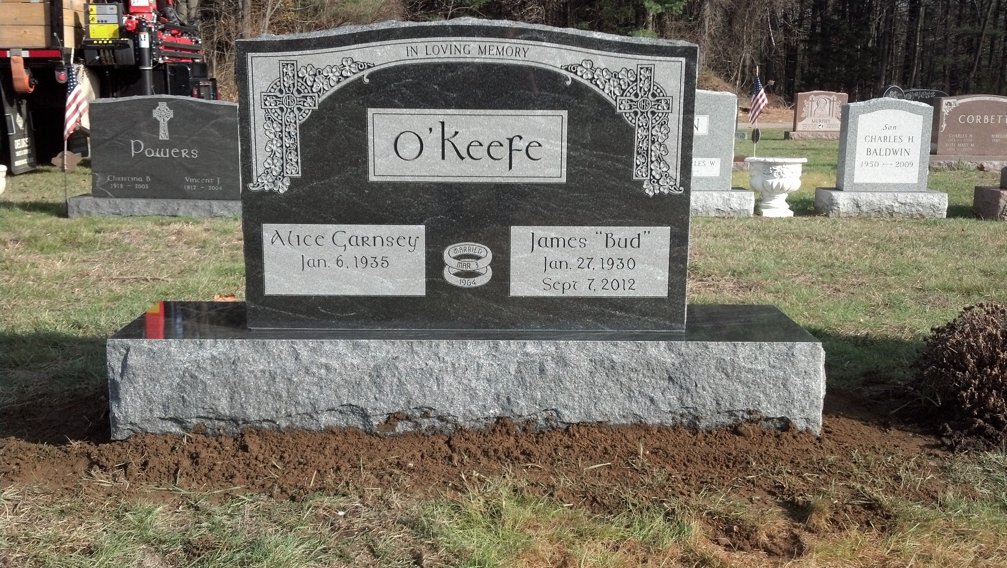 Carved grave Black Granite Stone Upright Headstone USA Monuments Tombstones