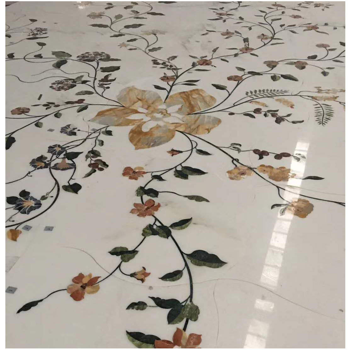 Square Waterjet Marble Flooring Flower Tiles Medallions