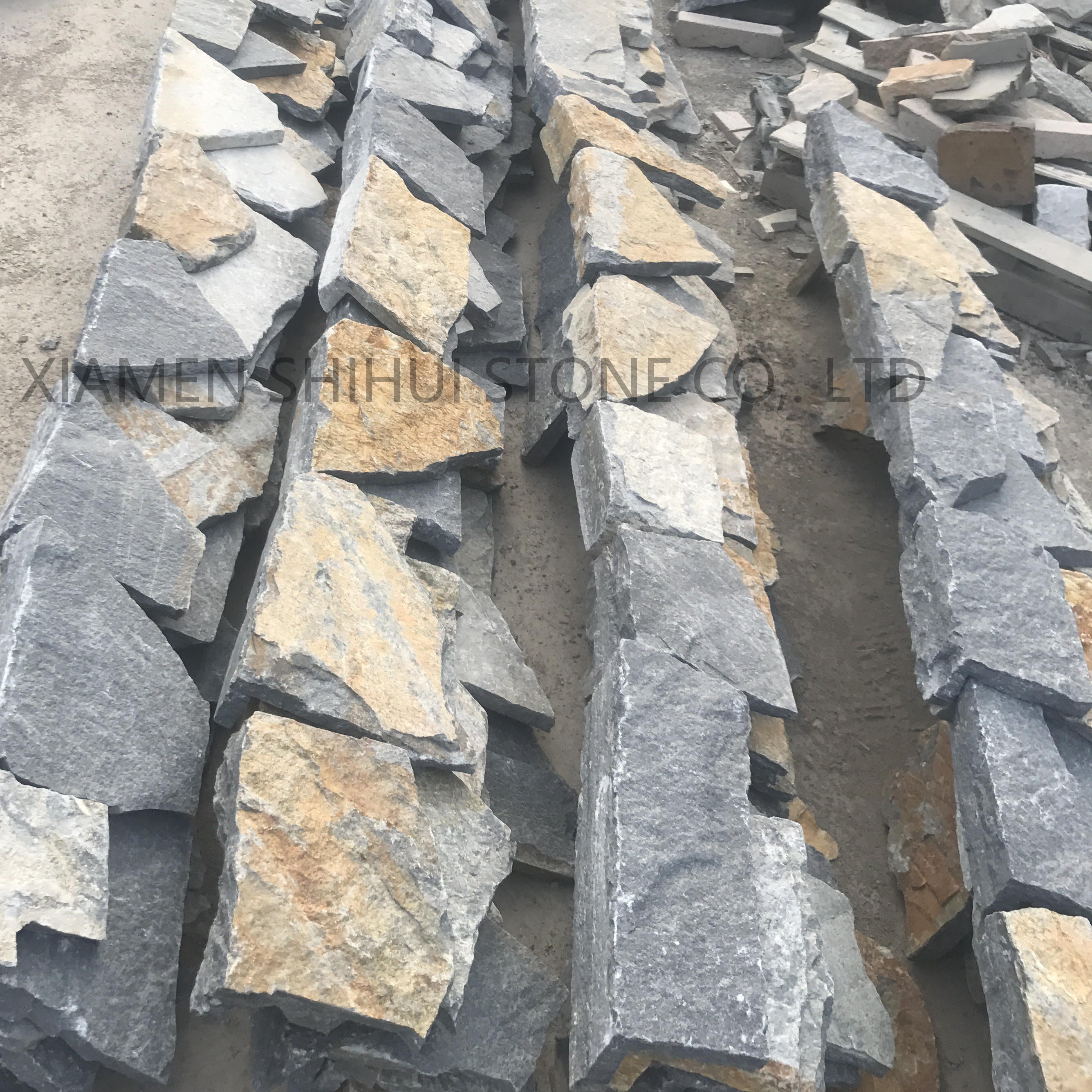 SHIHUI Natural Stone Blue Quartzite Slate Dry Stack Stone Wall Cladding Exterior Wall Stone For Home Decoration