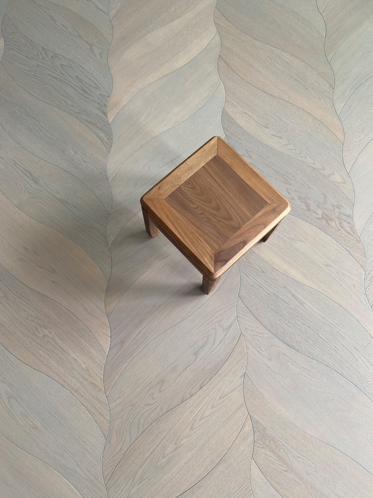 Oak Black Walnut Morandi Gray Irregular Leaf Parquet Flooring Solid Wood Multi-layer Flooring 15mm Geothermal Floor Heating