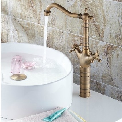 Brassed Faucets bathroom sink faucets washing hands taps antique brass double handle bath filler waterfall mixed taps spout