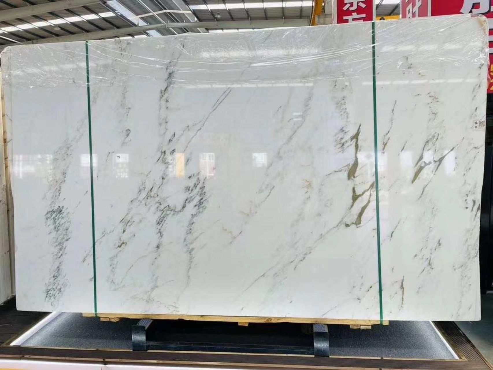 Wholesale Gold granite slabs  for kitchen countertop and wall background