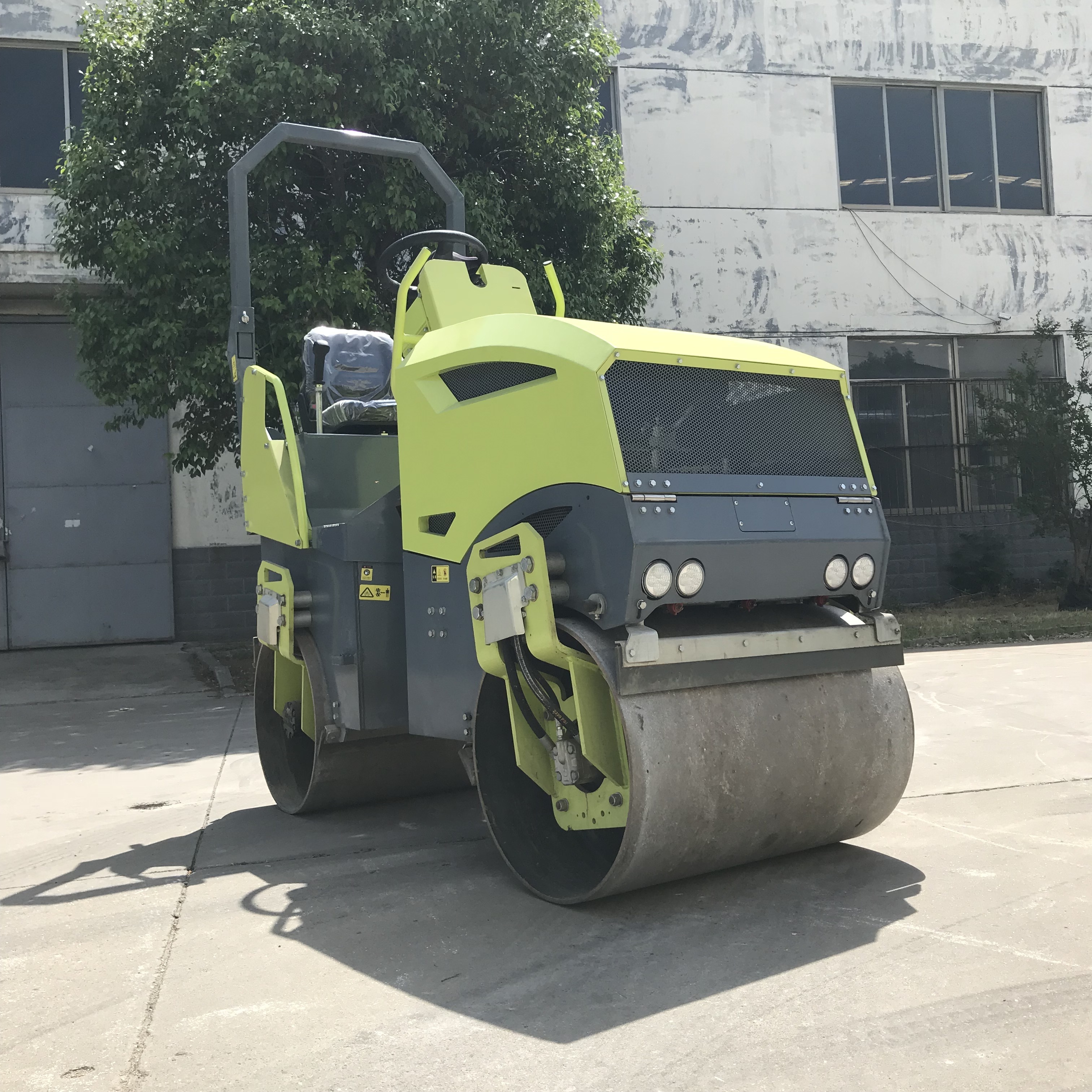 maquinaria de construction 2 tonner hidrulica de rodillo compactador de solo a diesel