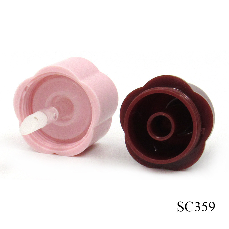 Lovely flower shaped plastic empty lip gloss tubes wholesale custom small lipgloss container cosmetic packaging supplier