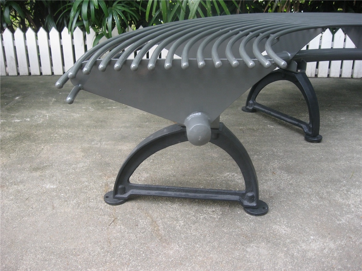 Backless metal cast iron round tree bench