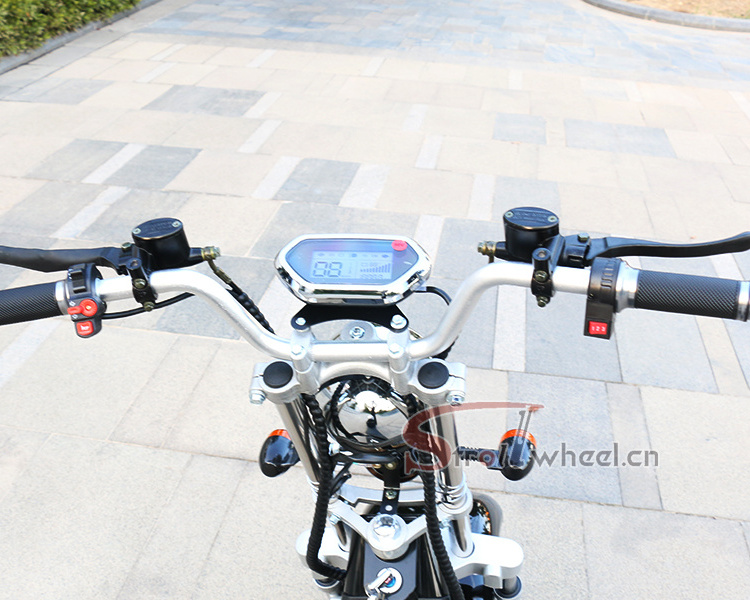 EEC COC European Warehouse Stock Citycoco max speed 45km/h Fat Tire Electric Scooter with EEC motor bike