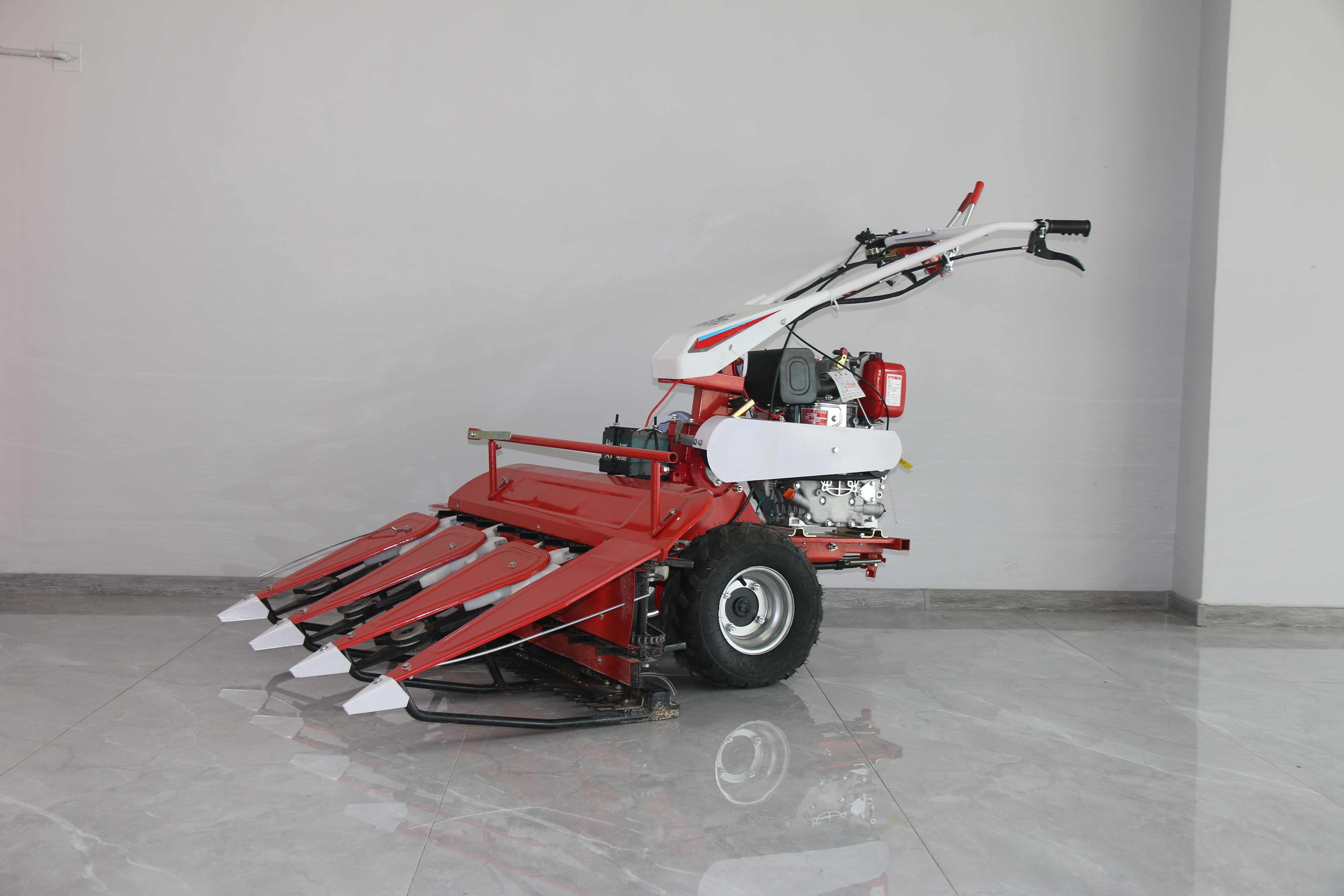 Agricultural Diesel Small Alfalfa Flax Corn Straw Sorghum Combine Harvester Gasoline Rice Wheat Soybean Sesame Harvester