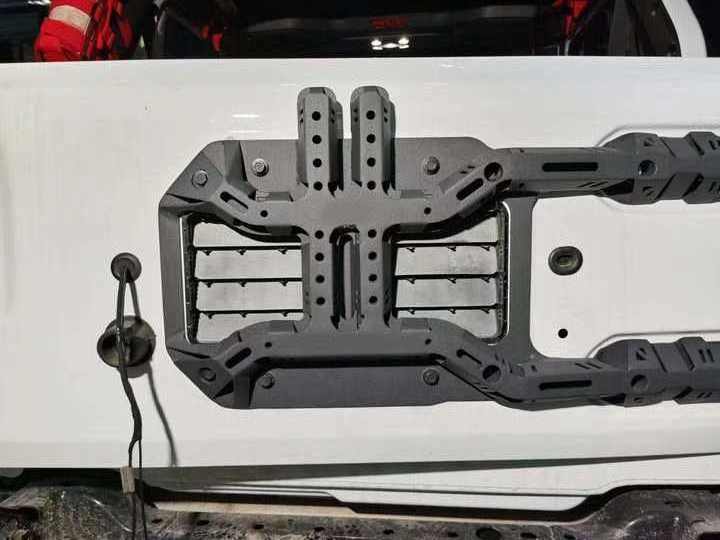 High Quality Jeep Wrangler 2007+JK JL External Accessories Truck Carrier Spare Tire Bracket