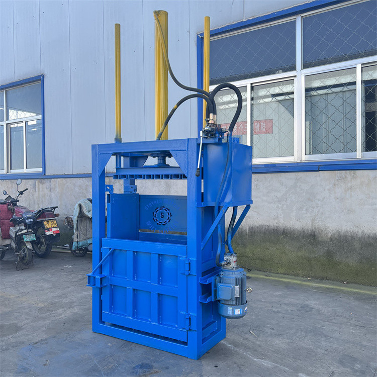 CE Vertical Type Waste Plastic Baler Paper Old Cloth Bailing Machine on Sale