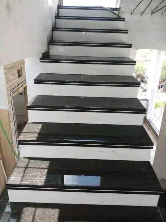 New Deign Black Granite Stair Steps in Custom Sizes, Interior Decor Design Carved Stair, Natural Granite Flooring tread stai