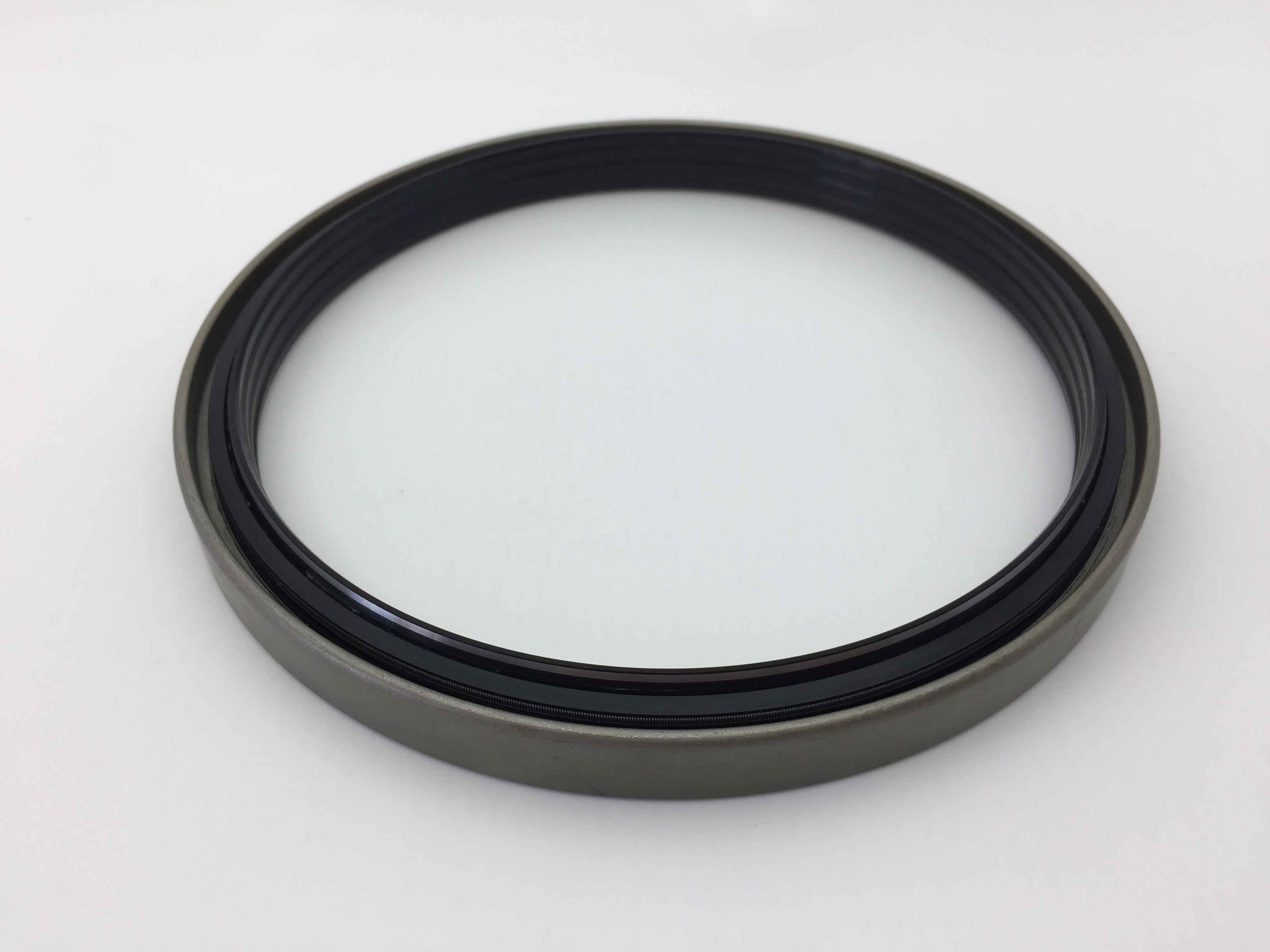 High Quality Mazda Isuzu Rear Front Crankshaft Oil Seal Nbr Oil Resistance Customize seals Standard size 165 190 15.5_17