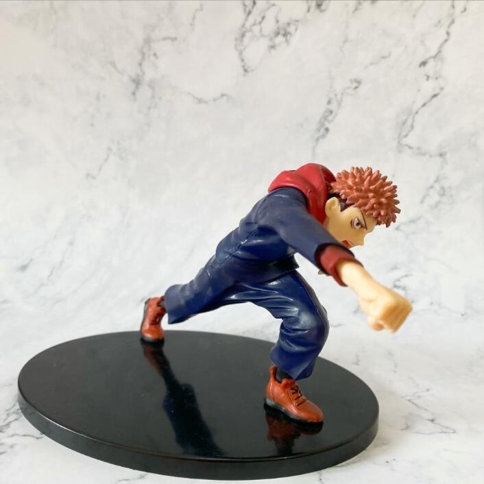 Hot Selling Jujutsu Kaisen Ornament with Gift Box Package Anime Action Figure