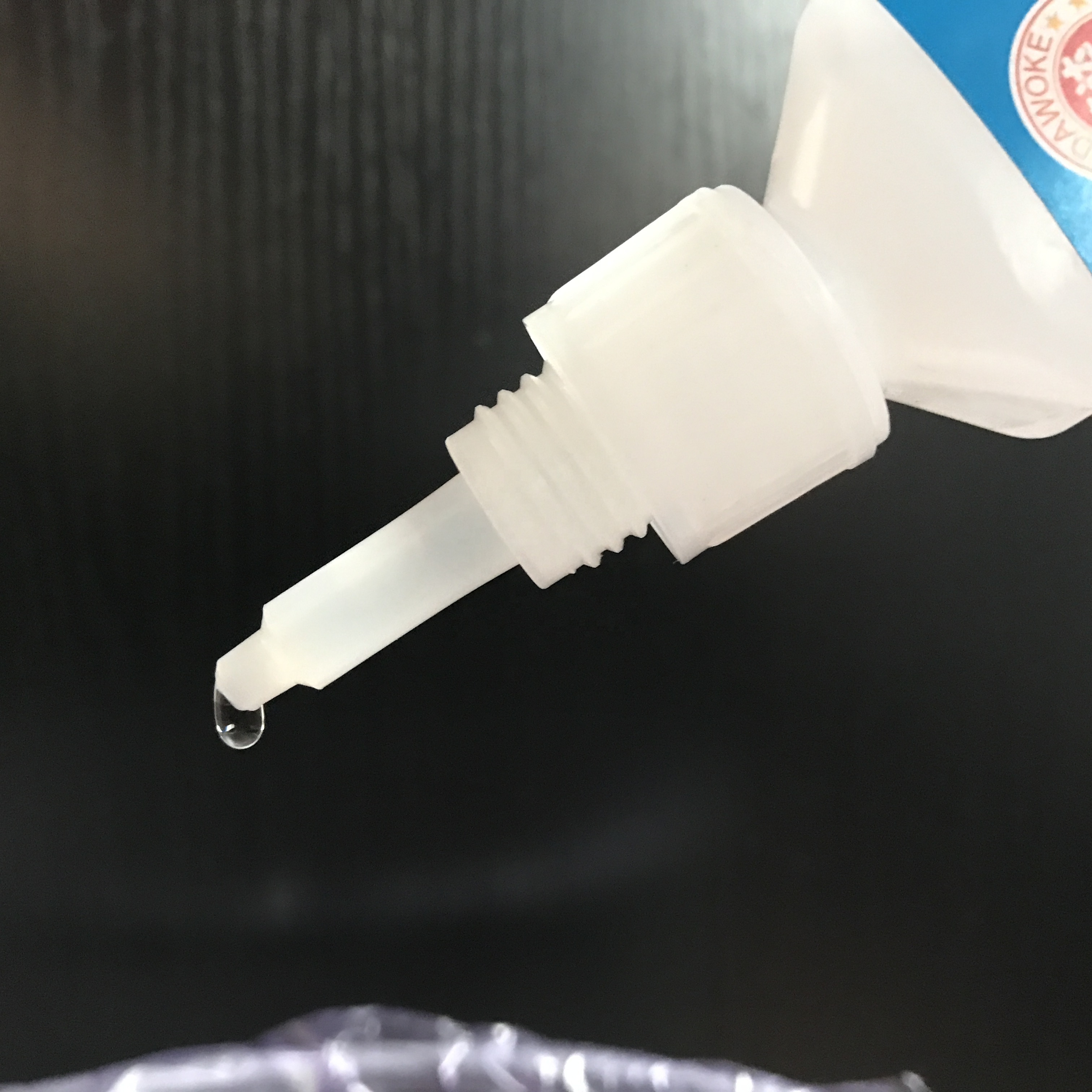 SD415 metal instant glue fast drying glue water resistant high temperature glue immediate adhesive Complimentary glue tube