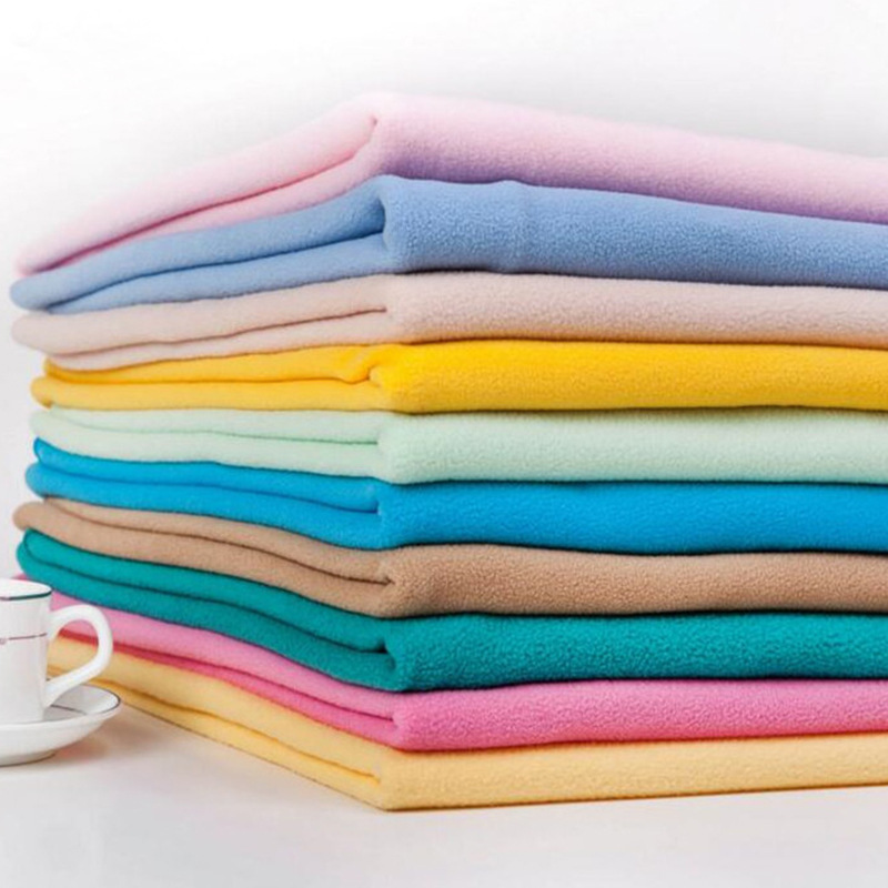 Customized Color 100% Polyester Anti Pilling Knit 170 GSM Lamb Wool Polar Fleece Fabric