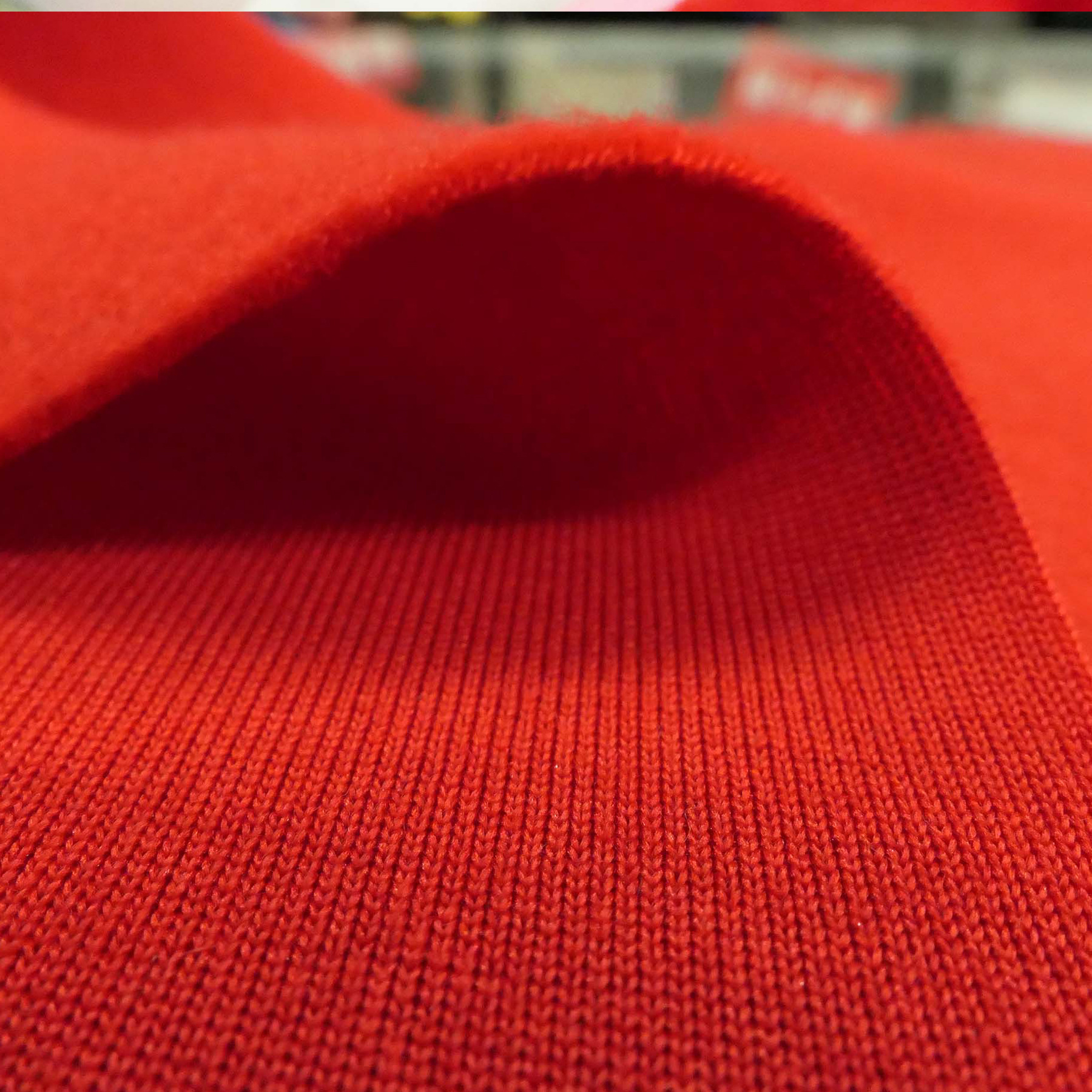 Customized style 500 gsm red 100% cotton french terry fabric plain dyed fleece fabric for hoodies