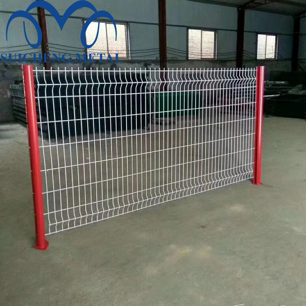 Guangzhou wire mesh fence cloture grillage /metal privacy fence  panels / welded wire mesh panel field fence