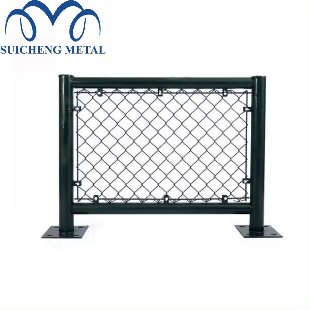 Professional Chain Link Fence/ Basketball/Tennis Court Fence /Public Soccer Fence Net /Futsal Court For Sale