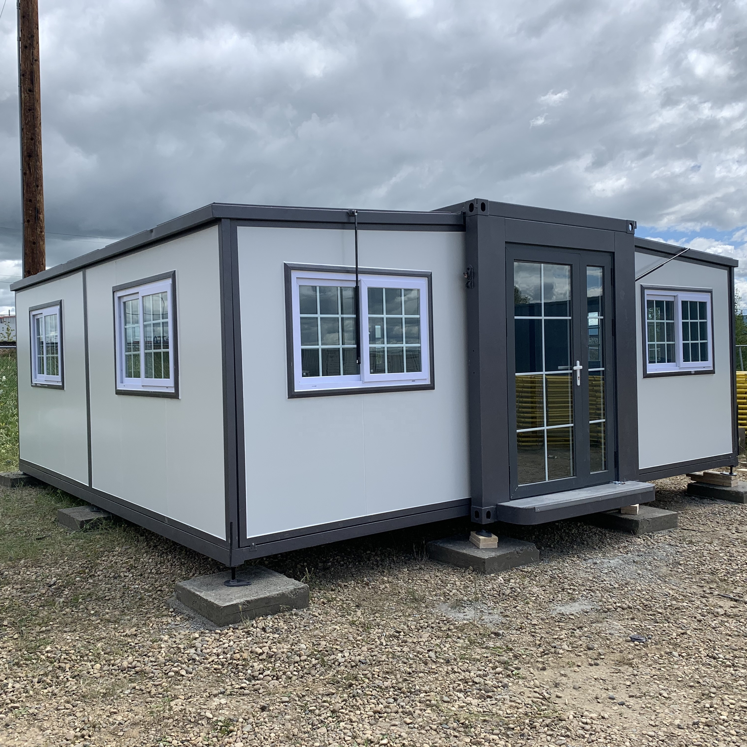 Suihe New Design 19ft*20ft Mobile Foldable Container House prefabricated homes