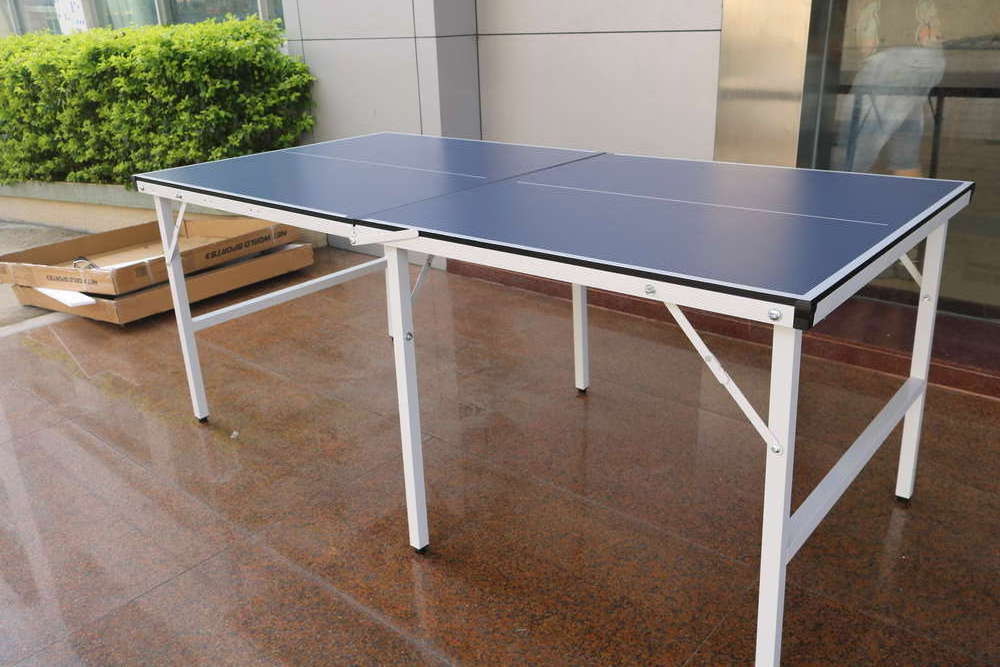 Mini Foldable Table Tennis Table Light High Quality Cheap 5 Feet Weight Easy to Set up with Carry Handle