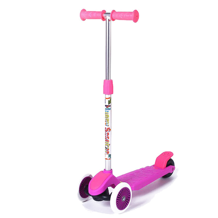 Buy children's scooters with 3 wheels / mini gas kids scooter online wholesale / best baby scooter with music and light